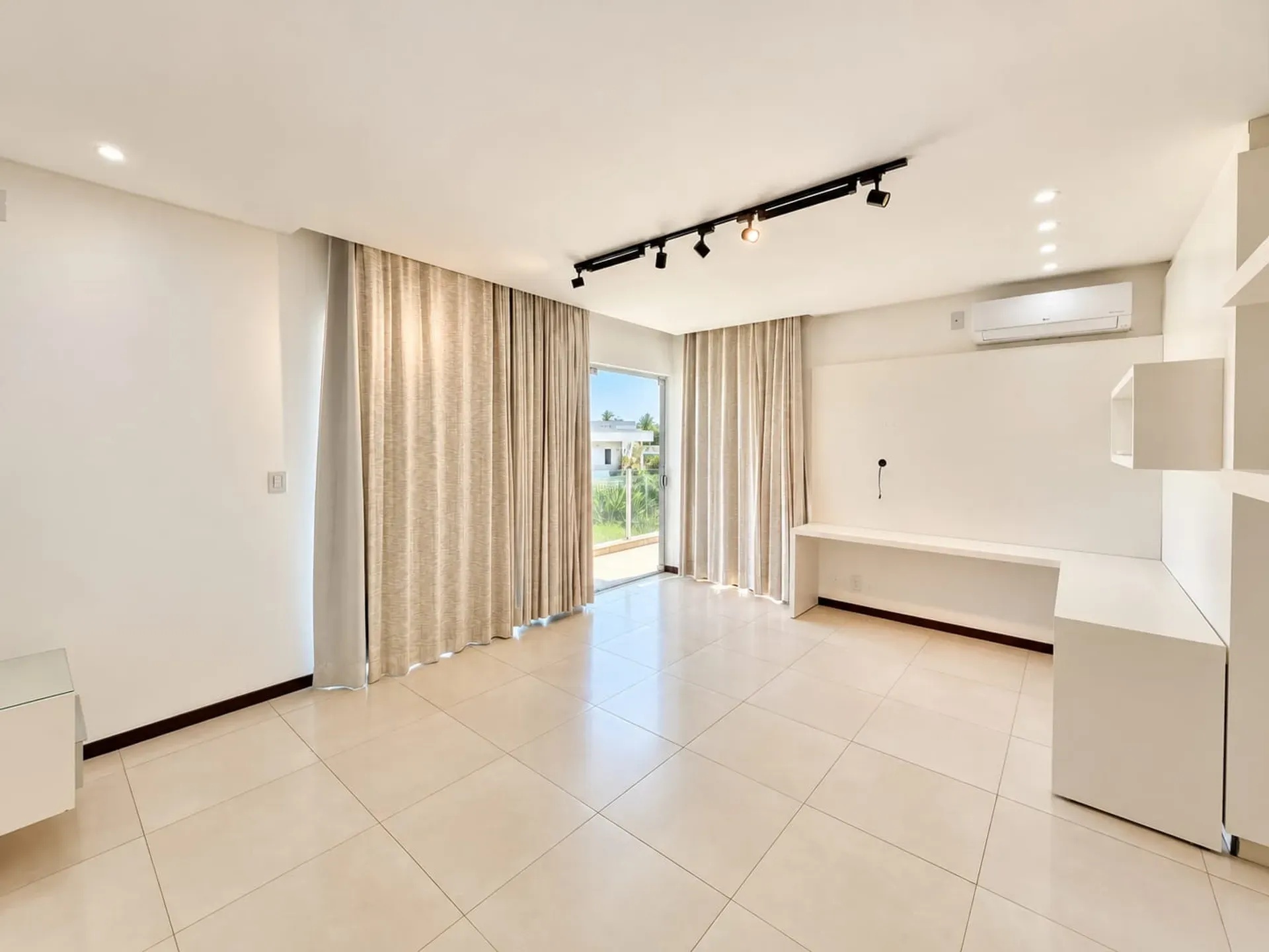 Sobrado com 4 suítes + office no Jardins Milão — Casa em condomínio à venda em Jardins Milão (foto 6)