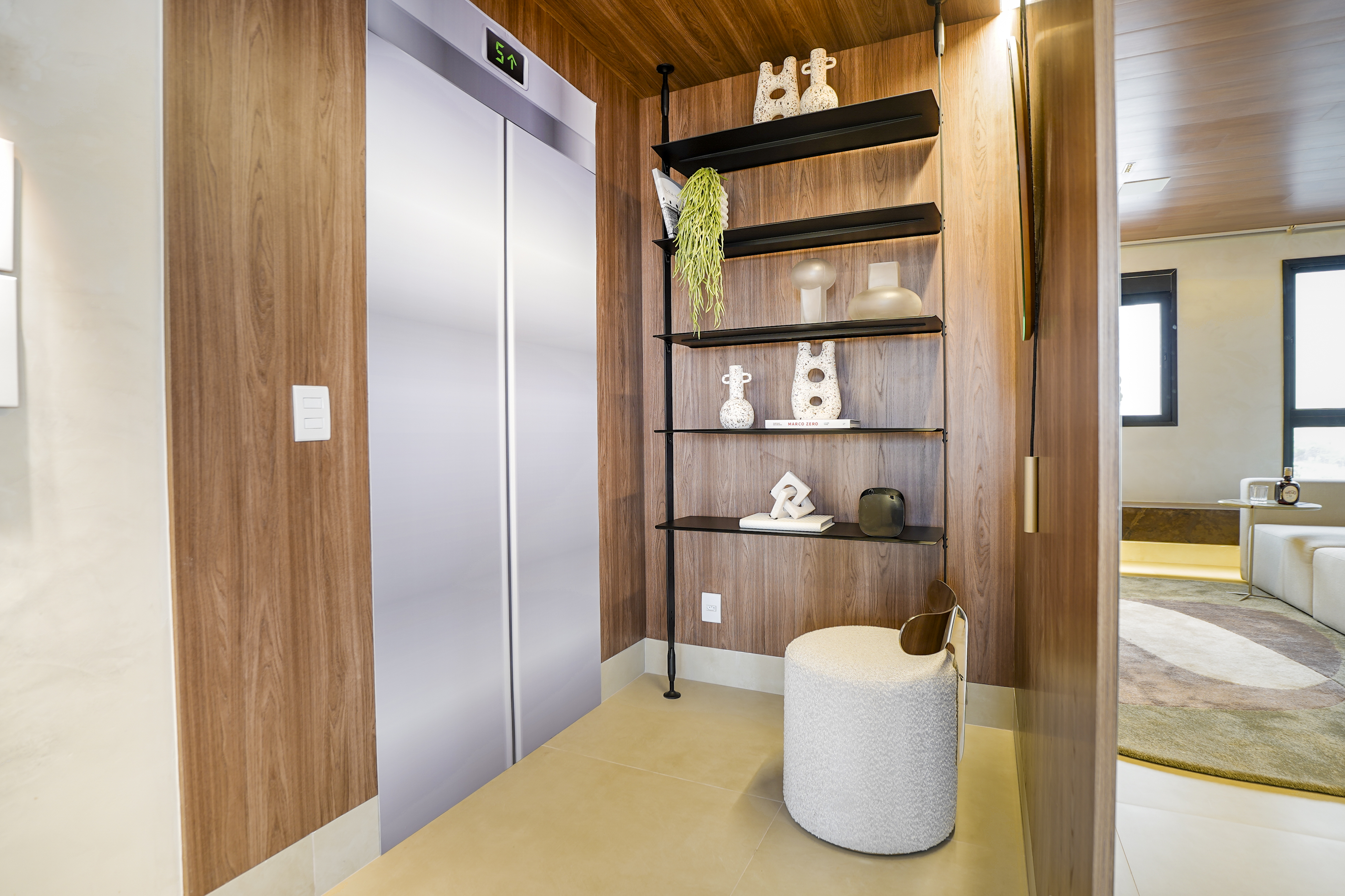 Apartamento de 152 m² no Alma Home Senses, 3 suítes, varanda gourmet — Apartamento à venda em Setor Oeste (foto 2)